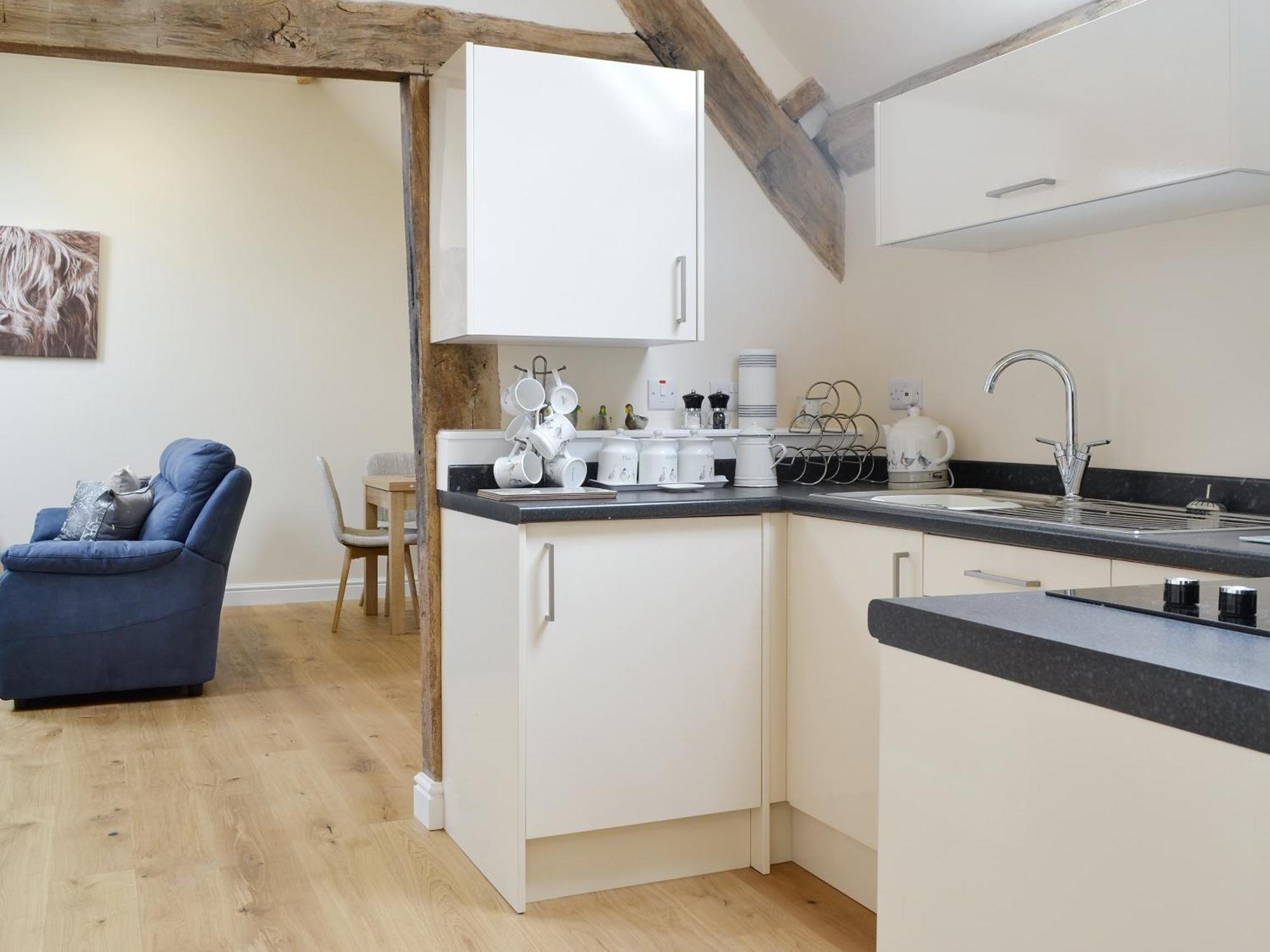 No, 2 Ash Cottage Quatt Екстериор снимка